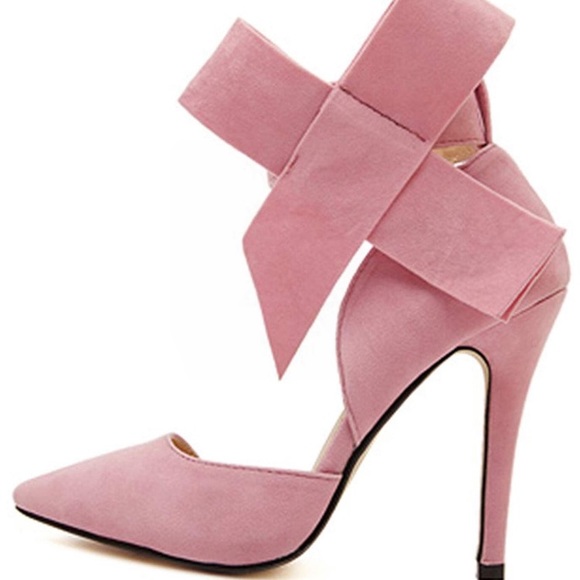 - ✨PINK SUEDE FOUR SEASONS WOMAN’S BOW HEEL NWT*✨ - Picture 5 of 8